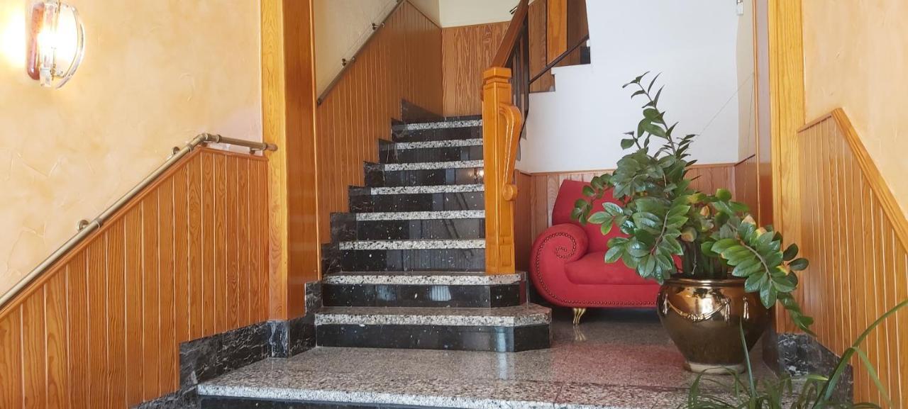 Comodo Apartamento Далтебра Екстер'єр фото